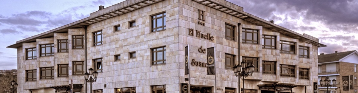 Fachada del Hotel El Muelle de Suances