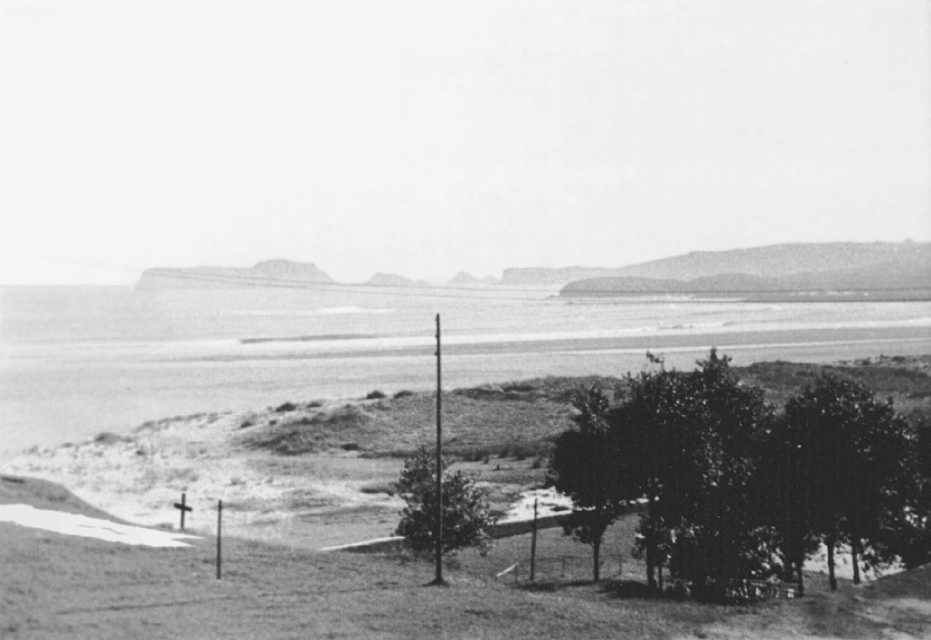 Bajada del Hotel Acacio a la Playa, C[1]. 1941 — foto antigua de Suances