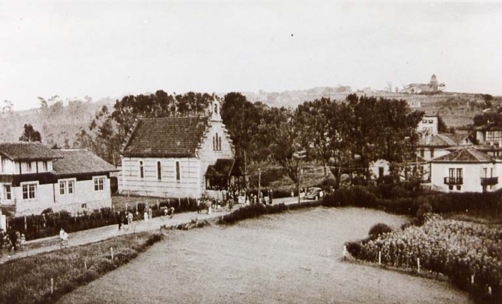 Capilla del Carmen Salida de Misa — foto antigua de Suances