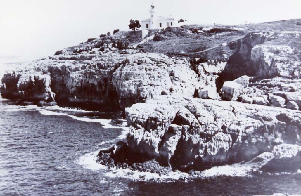 El Faro Vista 3 — foto antigua de Suances