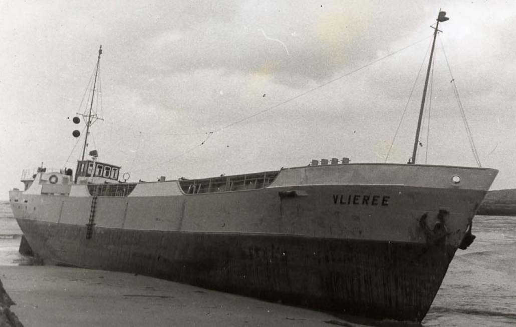 El Vlieree en la Entrada de la Ria — foto antigua de Suances