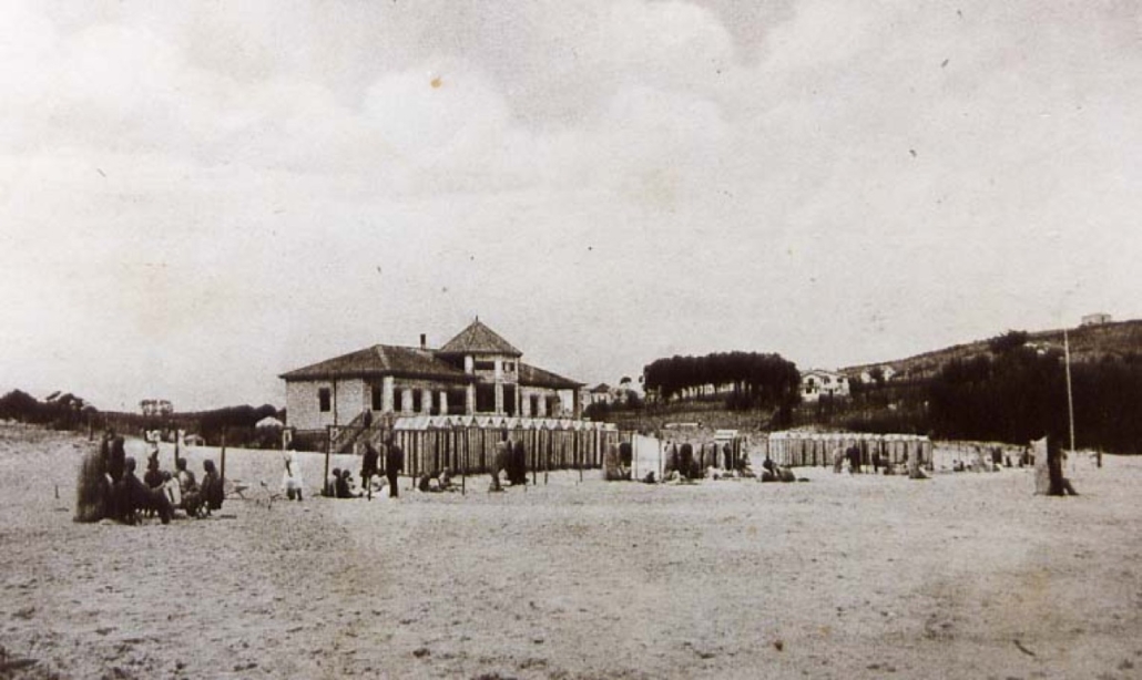 La Playa 27 — foto antigua de Suances