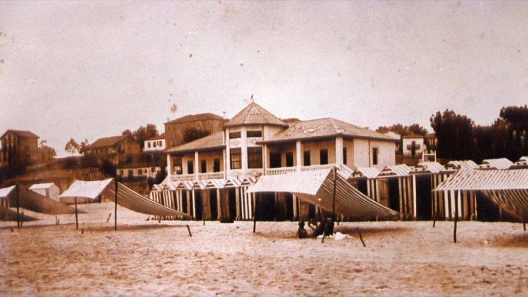 La Playa 30 — foto antigua de Suances