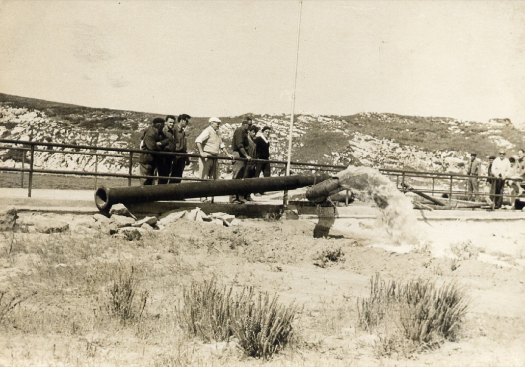 Ria San Martín-Trasvasando Agua — foto antigua de Suances