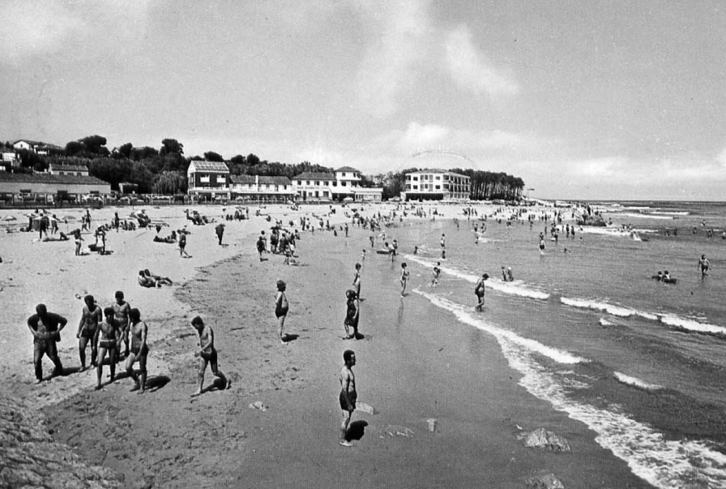 La Ribera. Rancho Chico - Biarriz - Soraya — foto antigua de Suances