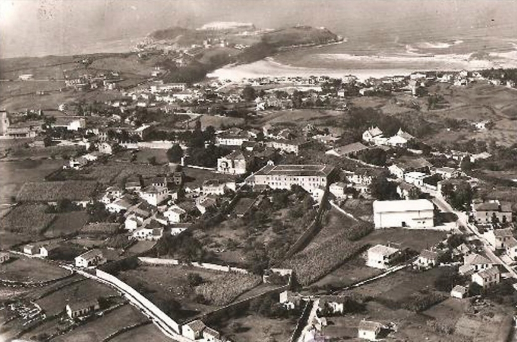 Vista Aerea del Pueblo. — foto antigua de Suances