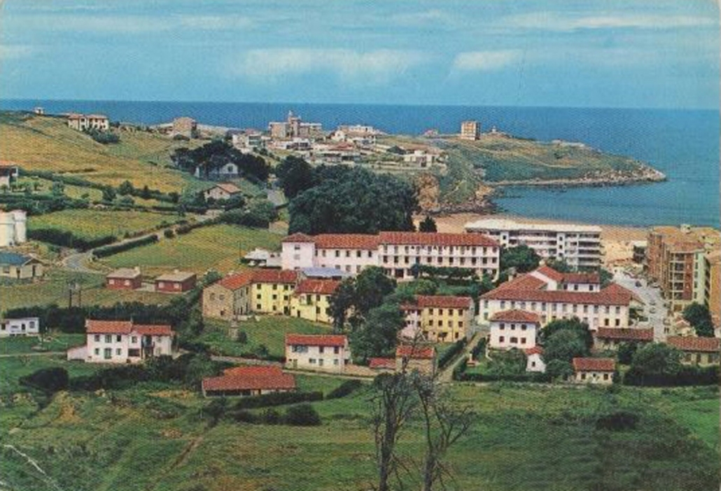 La Concha Desde el Pueblo. — foto antigua de Suances